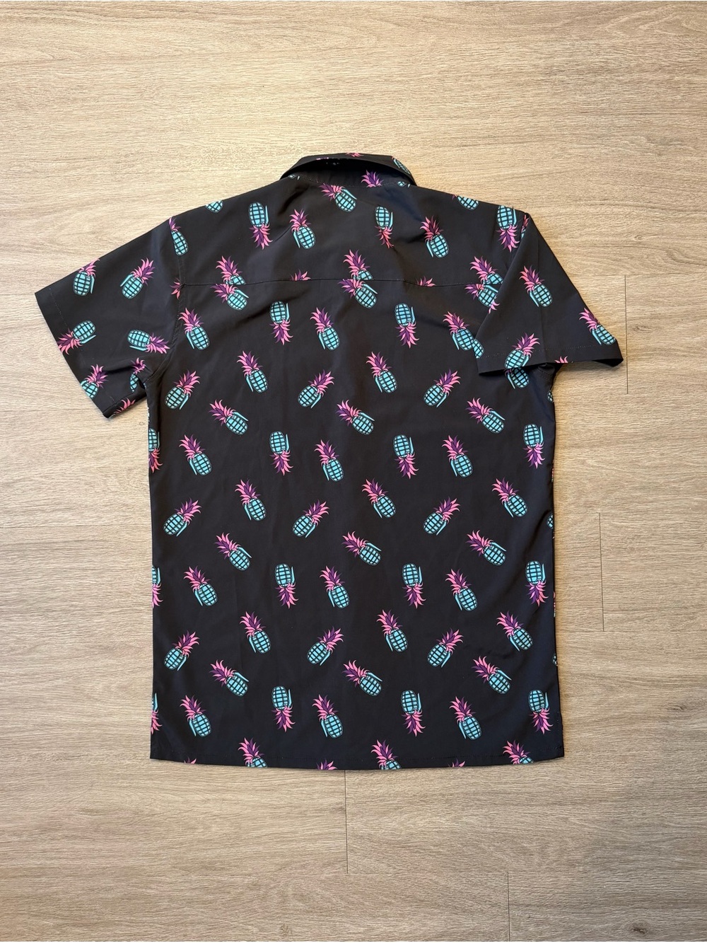 Retro Rifle Painkiller Button Up - Picture 6 of 6